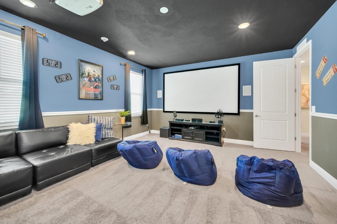 Holiday home Spacious 8br Family House With Private Caged Pool And Full Size Crib Near Disney